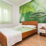 In - Insel Krk 36005 דירה