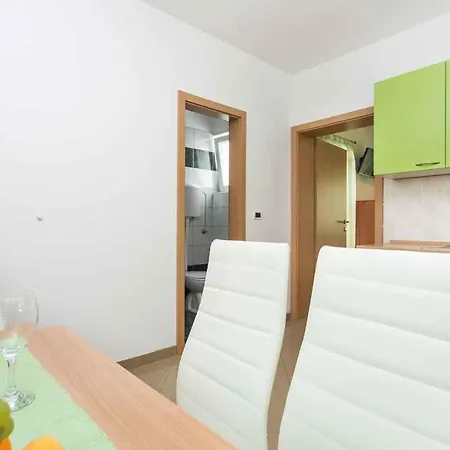 In Vrbnik/insel Krk 36005 Apartmán