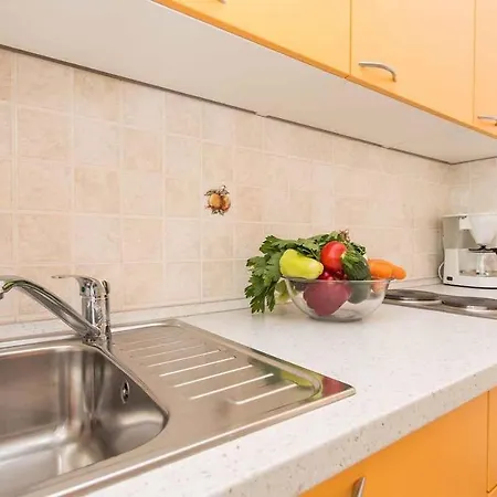 Apartmán In Vrbnik/insel Krk 36005 *