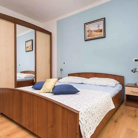 In Vrbnik/insel Krk 36005 Apartmán